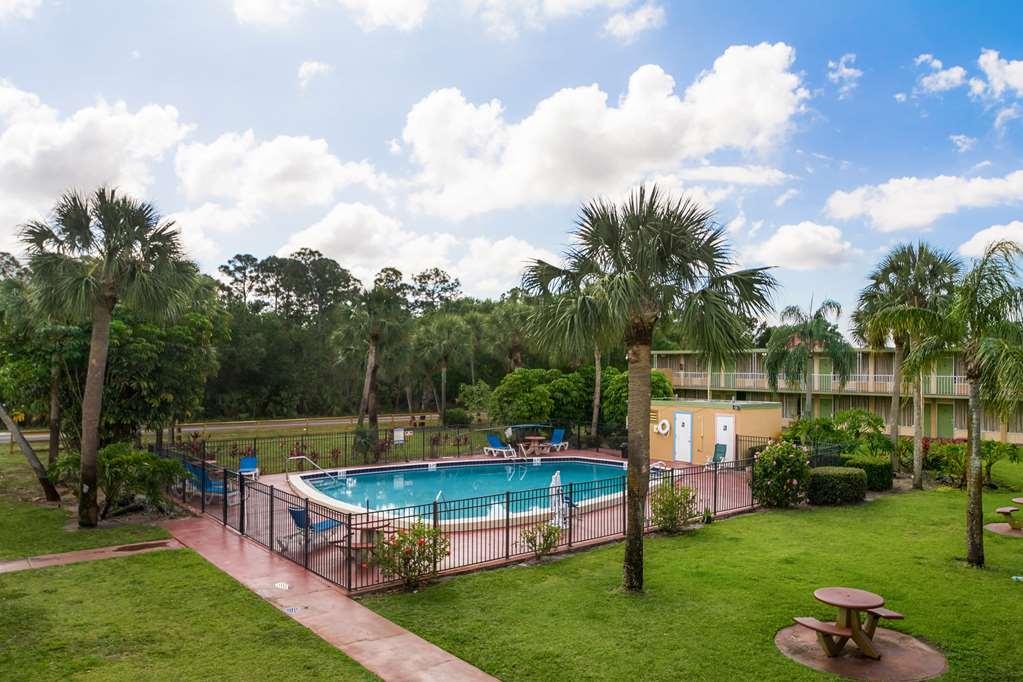 Red Roof Inn Vero Beach - I-95 Зручності фото